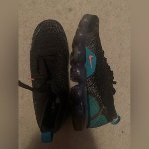 NIKE WOMENS VAPORMAX